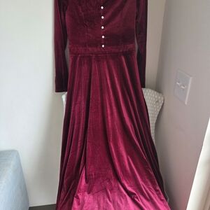 Elegant Velvet Burgundy Dress